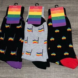 Davco Rainbow 🌈 Pride Love Flag Hearts 3 Pairs Of Crew Socks Size 10-13 NWT